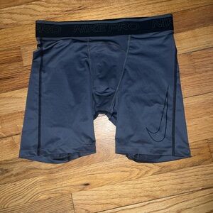 Nike Pro Men's Gray compression shorts